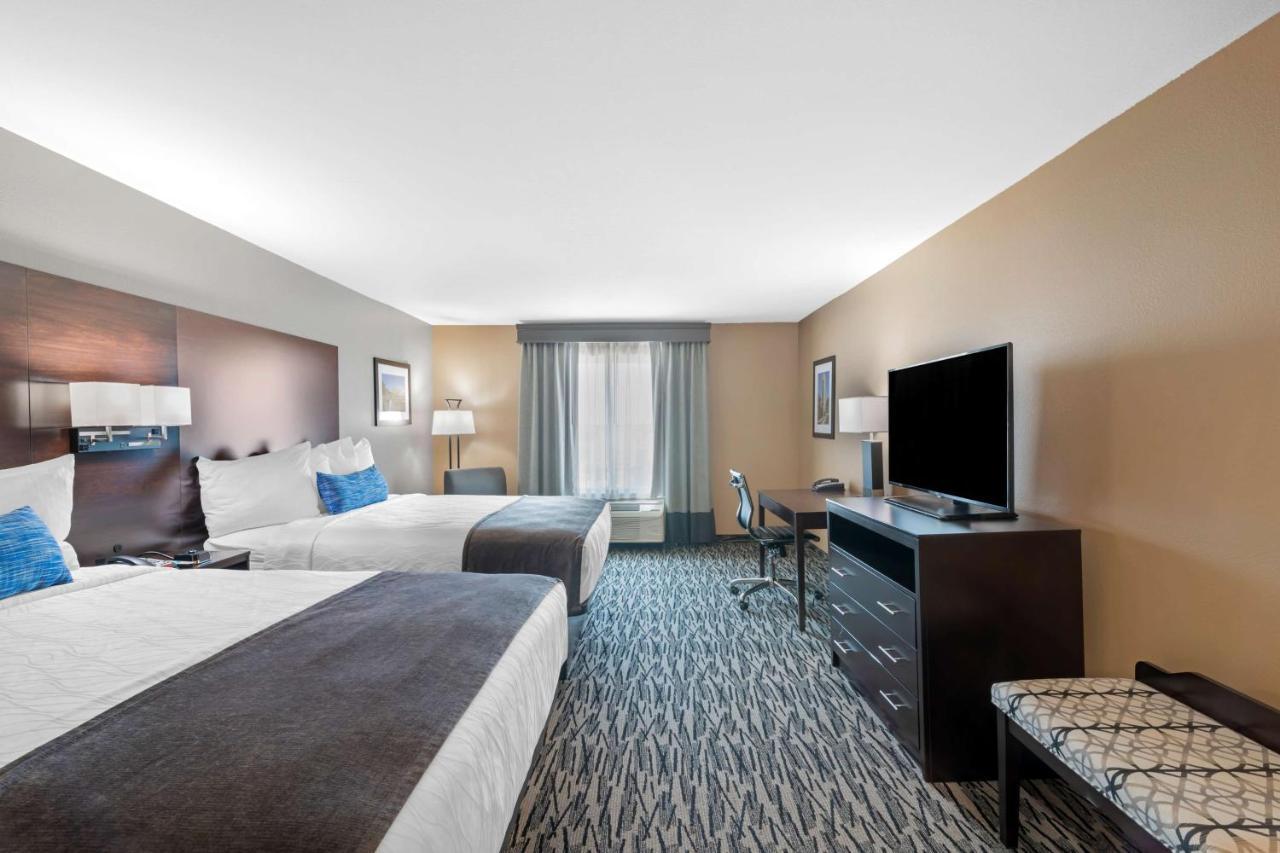 Best Western Plus Denton Inn & Suites Exterior foto
