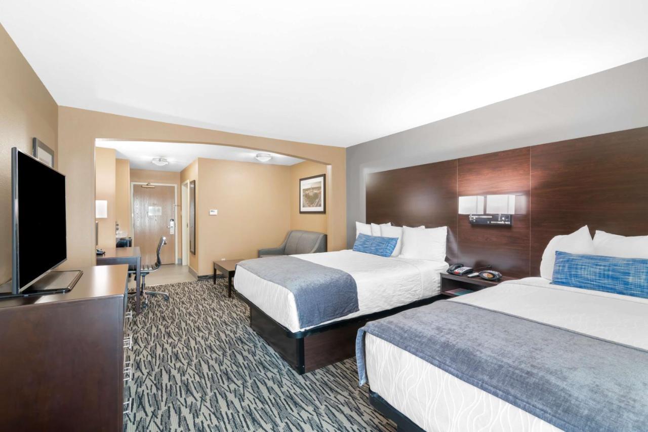 Best Western Plus Denton Inn & Suites Exterior foto